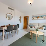Amazing Sea And Golf Course View 2Br, Parking Pool