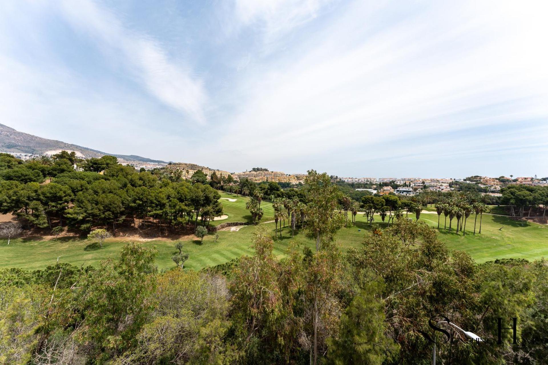 Amazing Sea And Golf Course View 2br, Parking Pool *