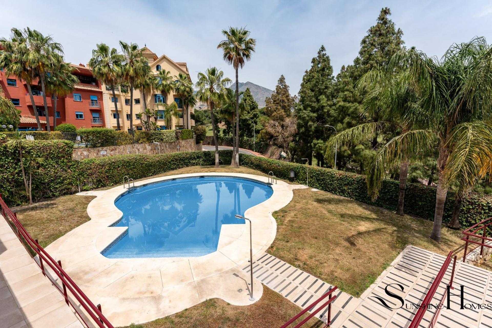 Apartment Amazing Sea And Golf Course View 2br, Parking Pool Benalmadena